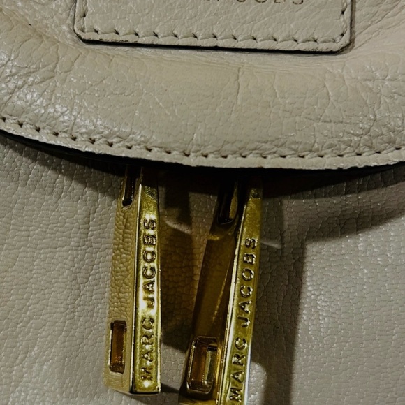 MARC JACOBS Women’s Classic Wellington Fulton Leather Top Handle Satchel Bag - Picture 7 of 8